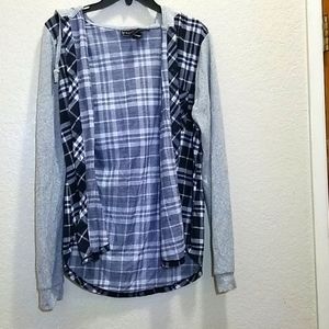 Womens plaid long sleeve shirt